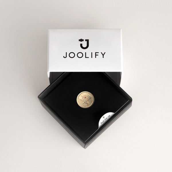 Packaging Joolify του Joollion Charm Elephant (Χρυσός Ελέφαντας). Εναλλασσόμενο κόσμημα (joollion) από επιχρυσωμένο ασήμι 925 με χρυσό 18k.