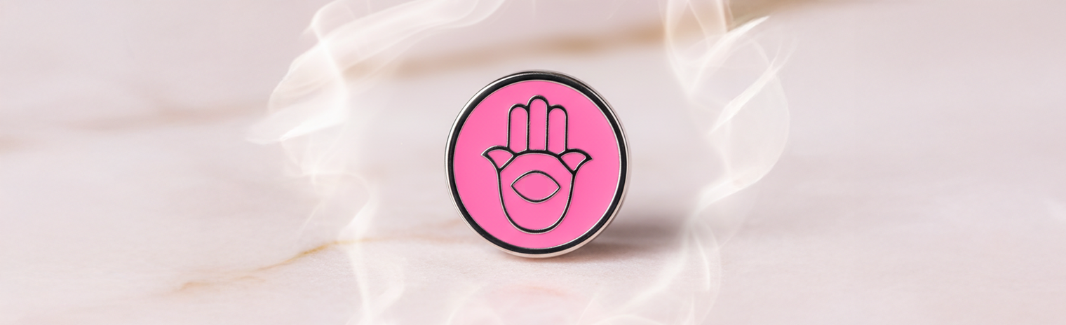 Joolify: Συλλογή Lucky Charms. Φόρεσε την πνευματική δύναμη. Ανακάλυψε τη συλλογή της καλής τύχης, από ασήμι 925, για προστασία και ευλογία.